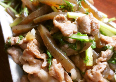 【農家のレシピ】水菜とこんにゃくの豚肉辛煮