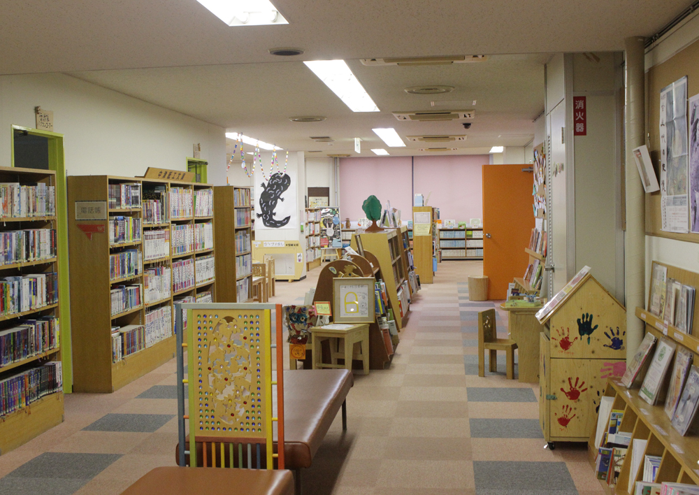中津川市立図書館