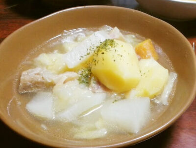 【農家のレシピ】手作りパンチェッタで春キャベツのポトフ