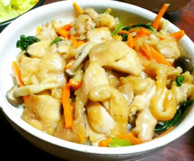 【農家のレシピ】いろいろ野菜と鶏肉の彩り丼