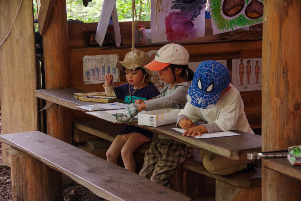 森のようちえんくりくり