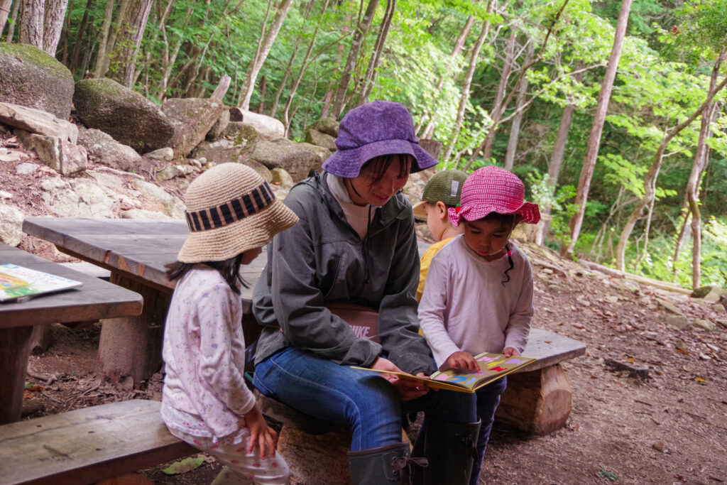 森のようちえんくりくり